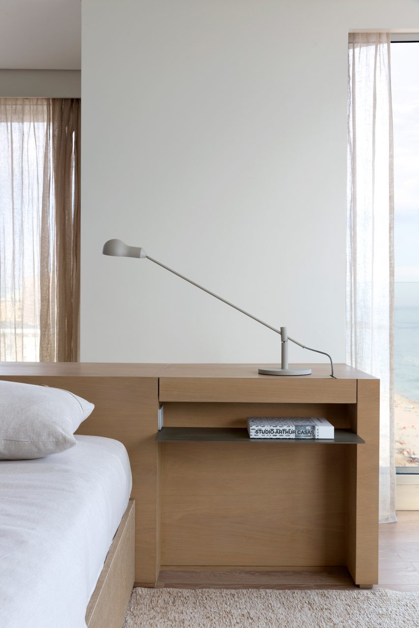 RS Apartment by Studio Arthur Casas