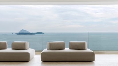 RS Apartment by Studio Arthur Casas