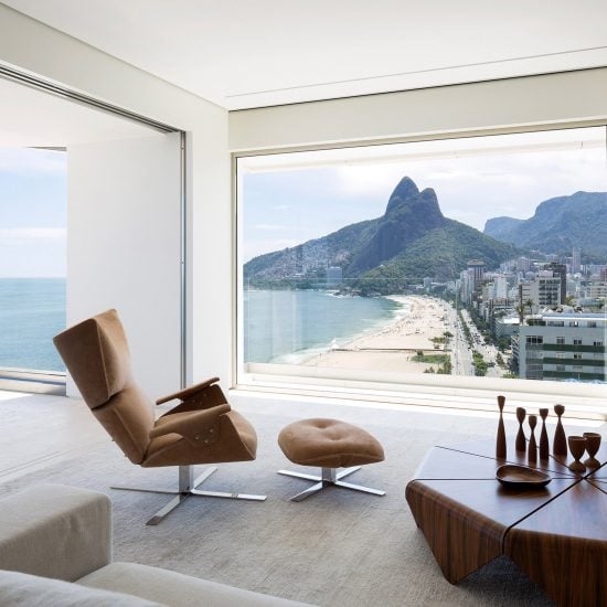 RS Apartment by Studio Arthur Casas