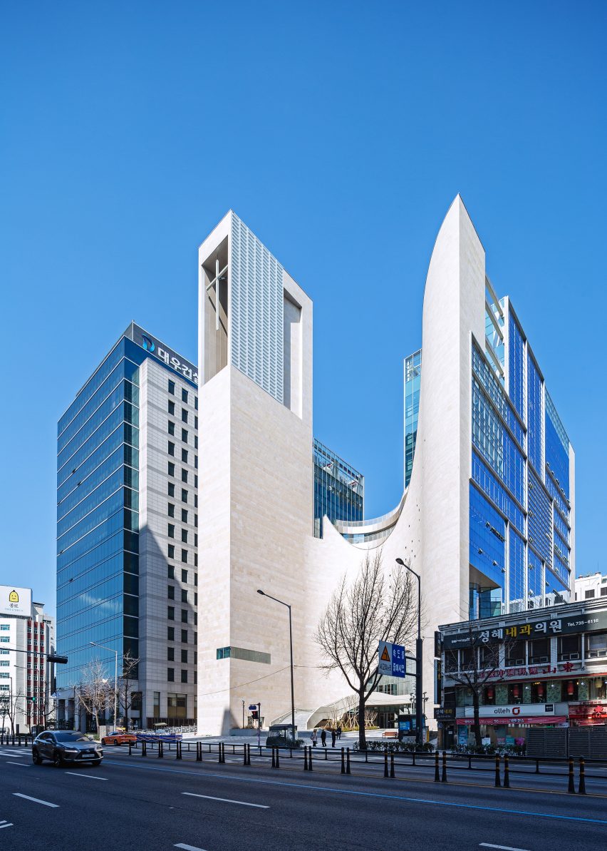 Saemoonan Church in Seoul South Korea, by Seoinn Design Group