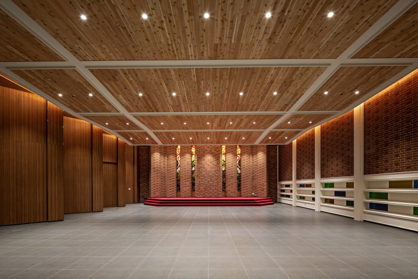 Saemoonan Church in Seoul South Korea, by Seoinn Design Group