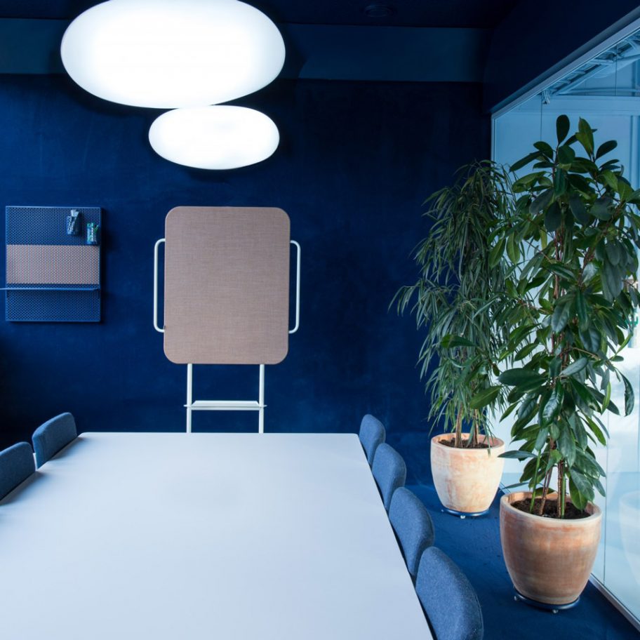 Scandinavian Spaceship office for Bakken & Bæck, designed by Kvistad