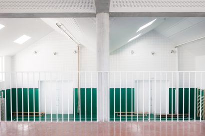 School Zarren with pink concrete stair by Felt in Belgium
