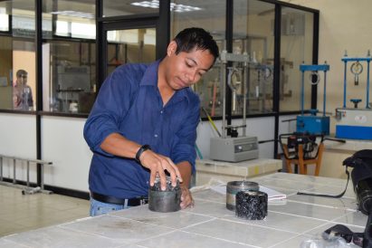Recycled tyres form pavement that self-repairs when it rains
