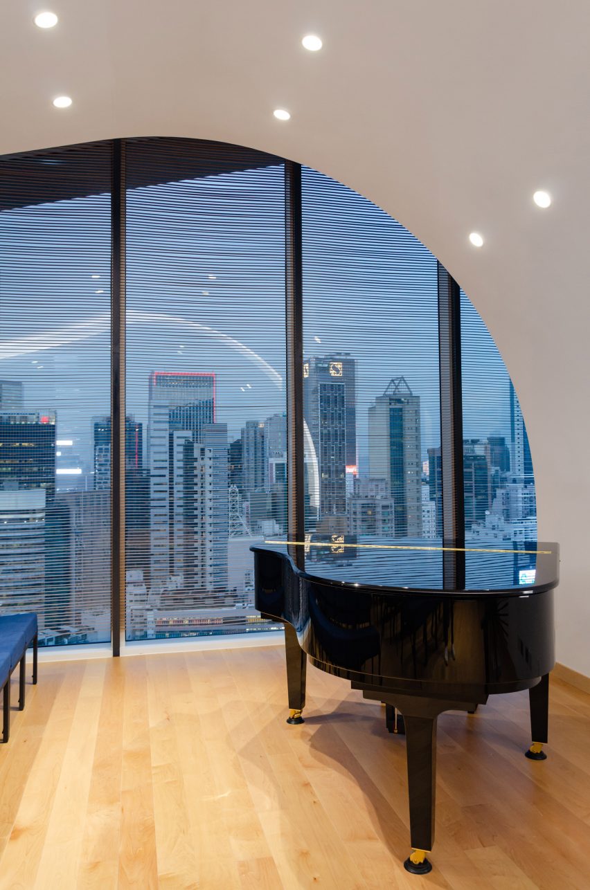 Skyscraper church in Hong Kong: Wesleyan House Methodist International Church by Rocco Design Architects