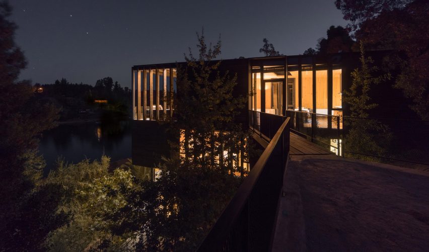 Slope House by Hsu Rudolphy
