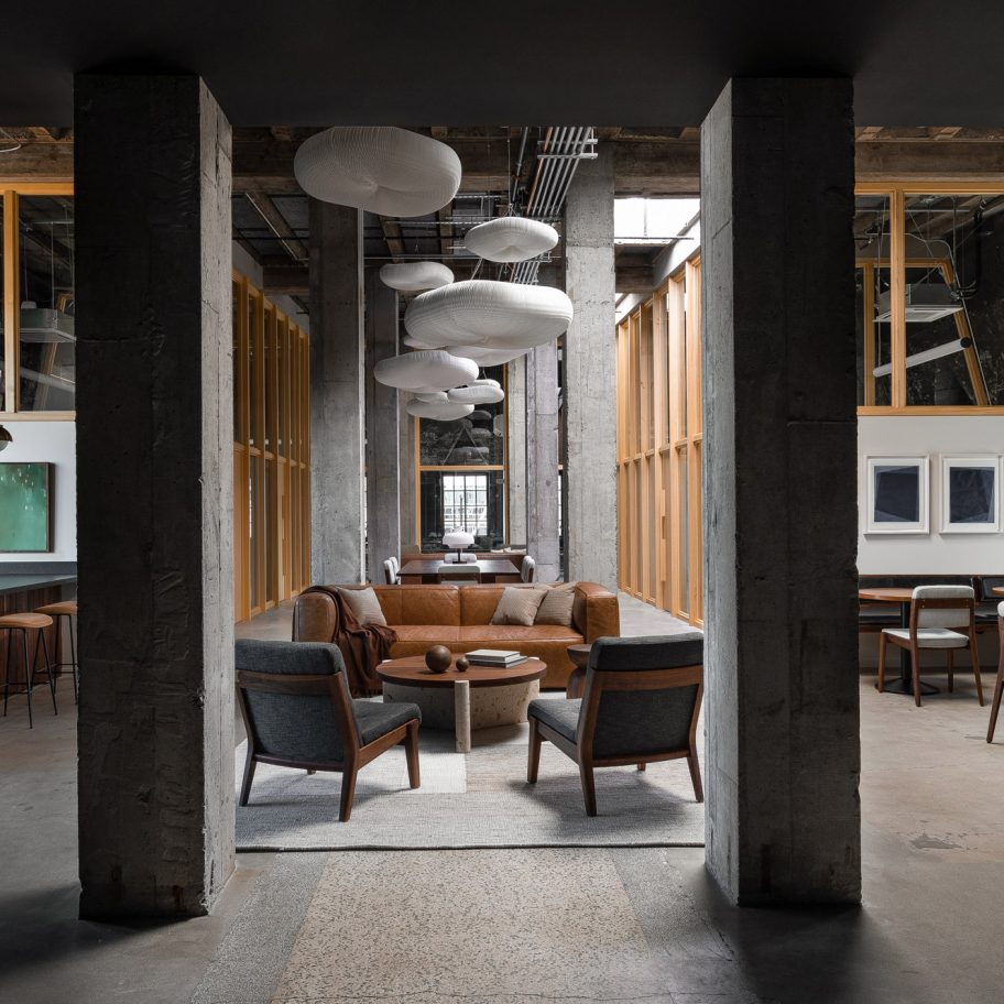 Studio Penthouse by JHL