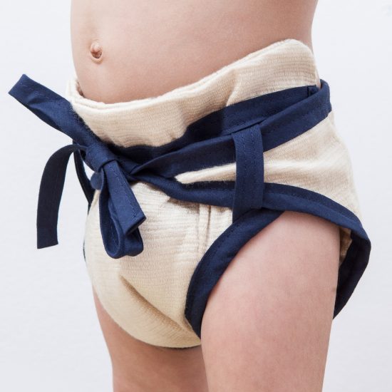 Sumo seaweed diaper and nappy by Luisa Kahlfeldt winner of Swiss James Dyson Award
