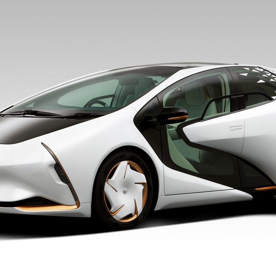 Toyota's LQ concept creates a "bond" between car and driver with AI agent