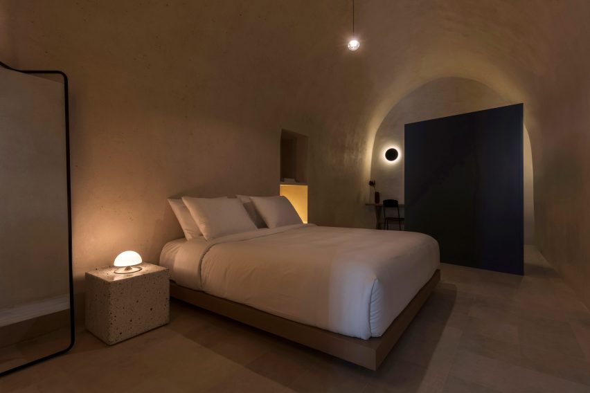 Two holiday residences in Fira by Kapsimalis Architects