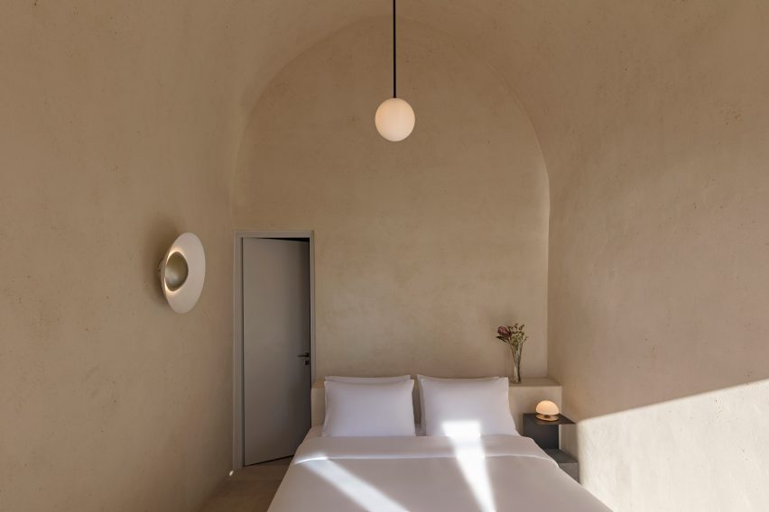 Two holiday residences in Fira by Kapsimalis Architects