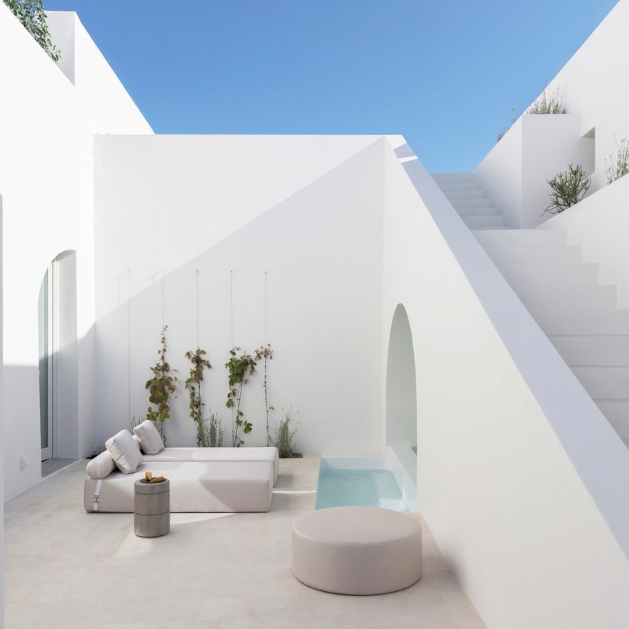 Two holiday residences in Fira by Kapsimalis Architects