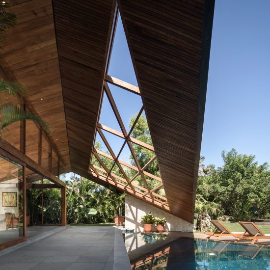 Uluwatu Surf Villas: Carbon House by Alexis Dournier