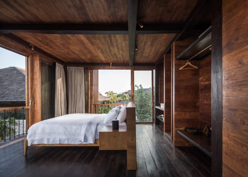 Uluwatu Surf Villas: House Aperture by Alexis Dournier