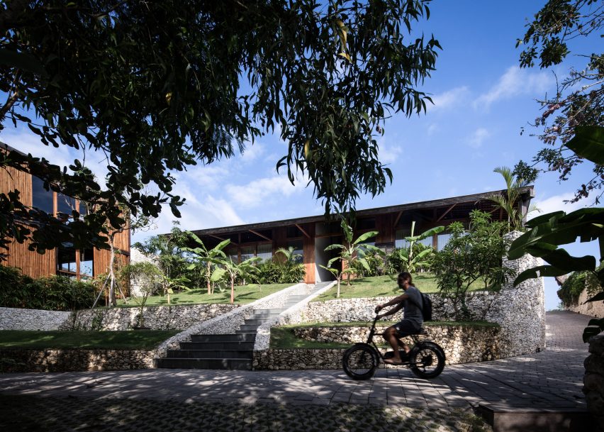 Uluwatu Surf Villas: Puri Bukit by Alexis Dournier