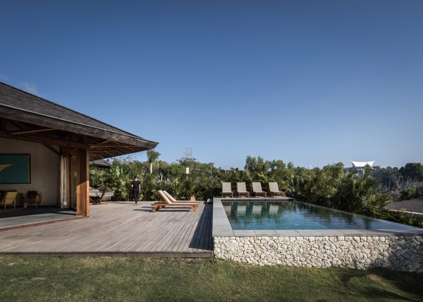 Uluwatu Surf Villas: Puri Bukit by Alexis Dournier