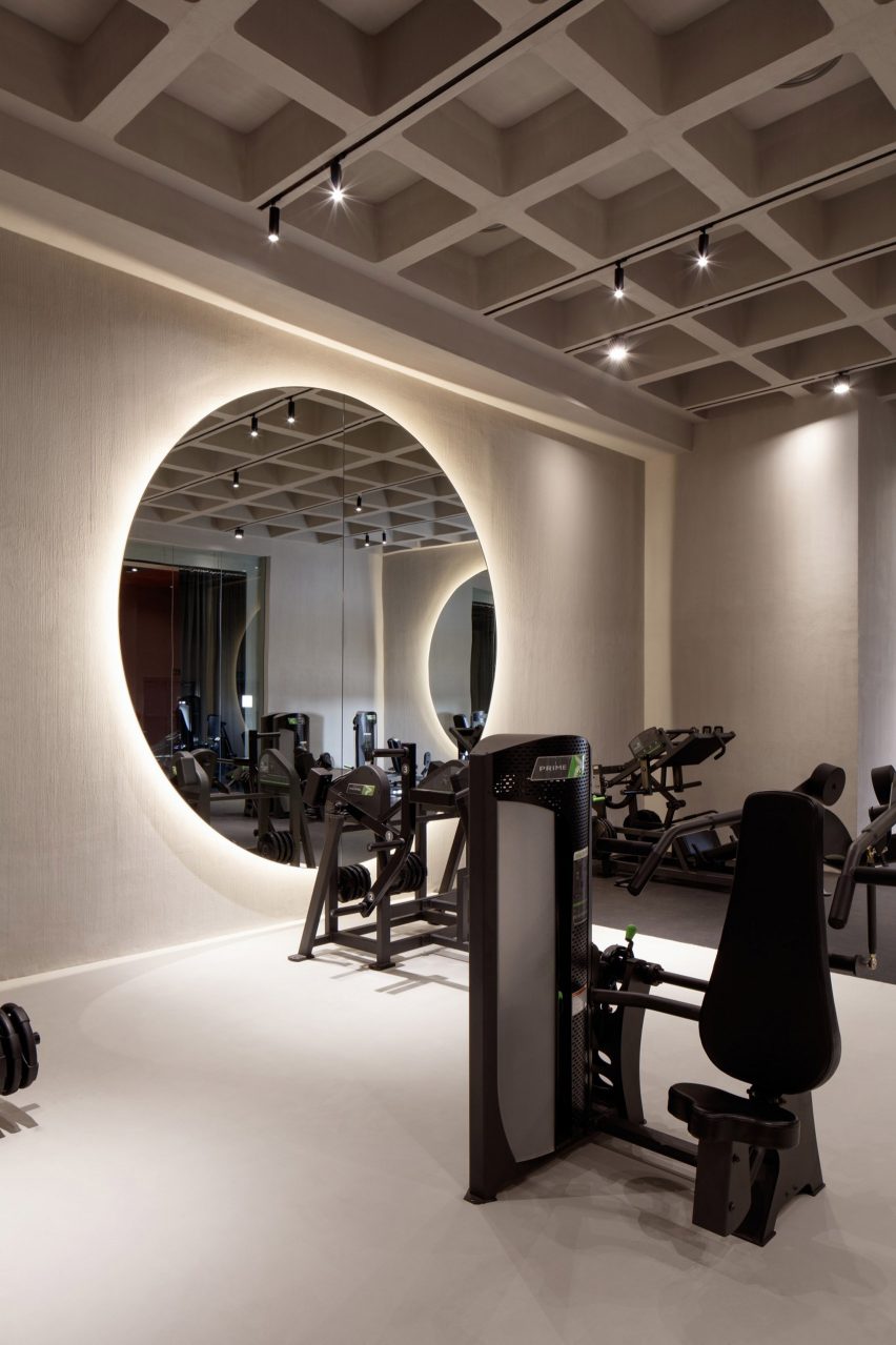 Warehouse Gym Springs by VSHD Design