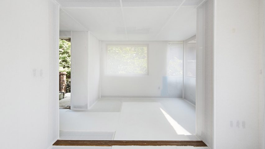 ArchiWorkshop's "funeral for a house" installation examines Seoul's redevelopment procedures