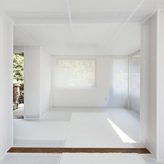 ArchiWorkshop holds funeral for Seoul house by wrapping it in gauze