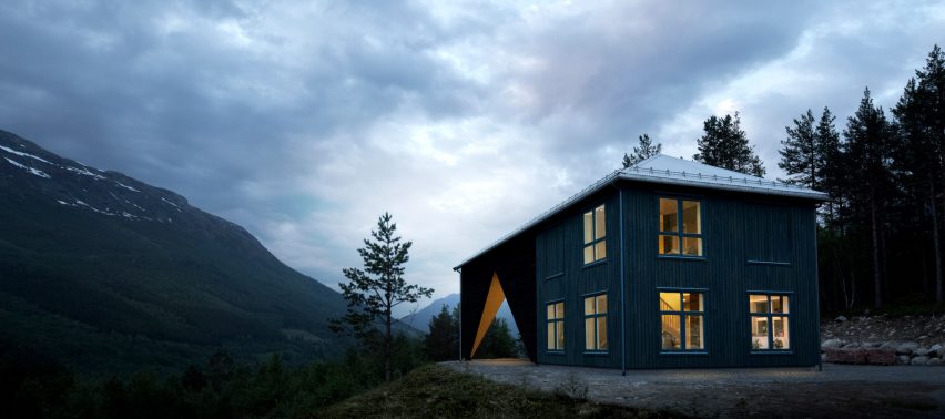 1/3 House by Rever & Drage