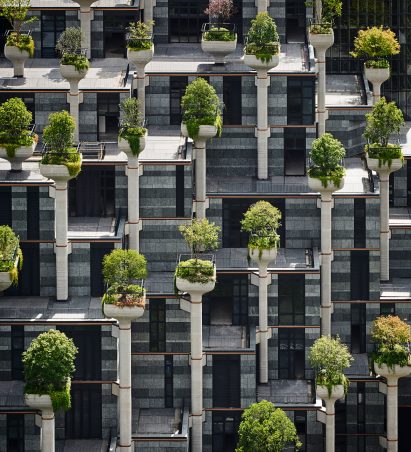 New photos of 1,000 Trees by Heatherwick Studio near completion in China