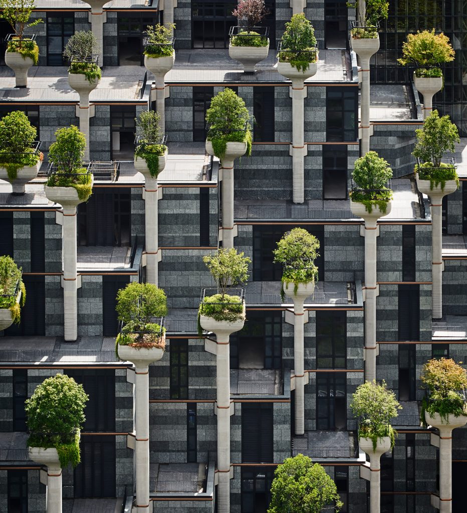 New photos of 1,000 Trees by Heatherwick Studio near completion in China
