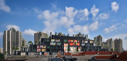 New photos of 1,000 Trees by Heatherwick Studio near completion in China