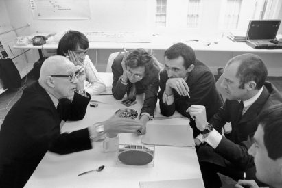 High-tech architecture: Anthony Hunt is the high-tech architect's engineer