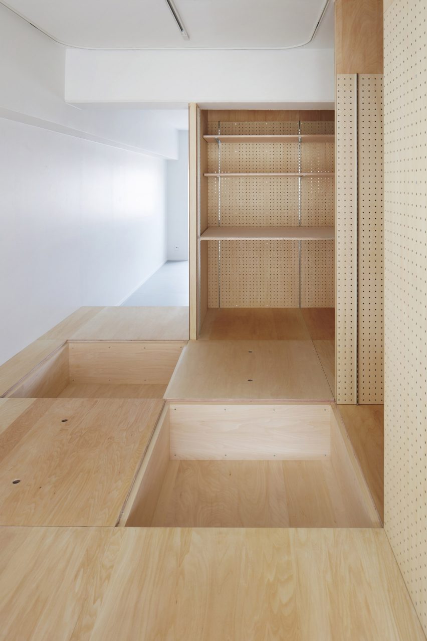 Apartments in Senri by Nmstudio Architects