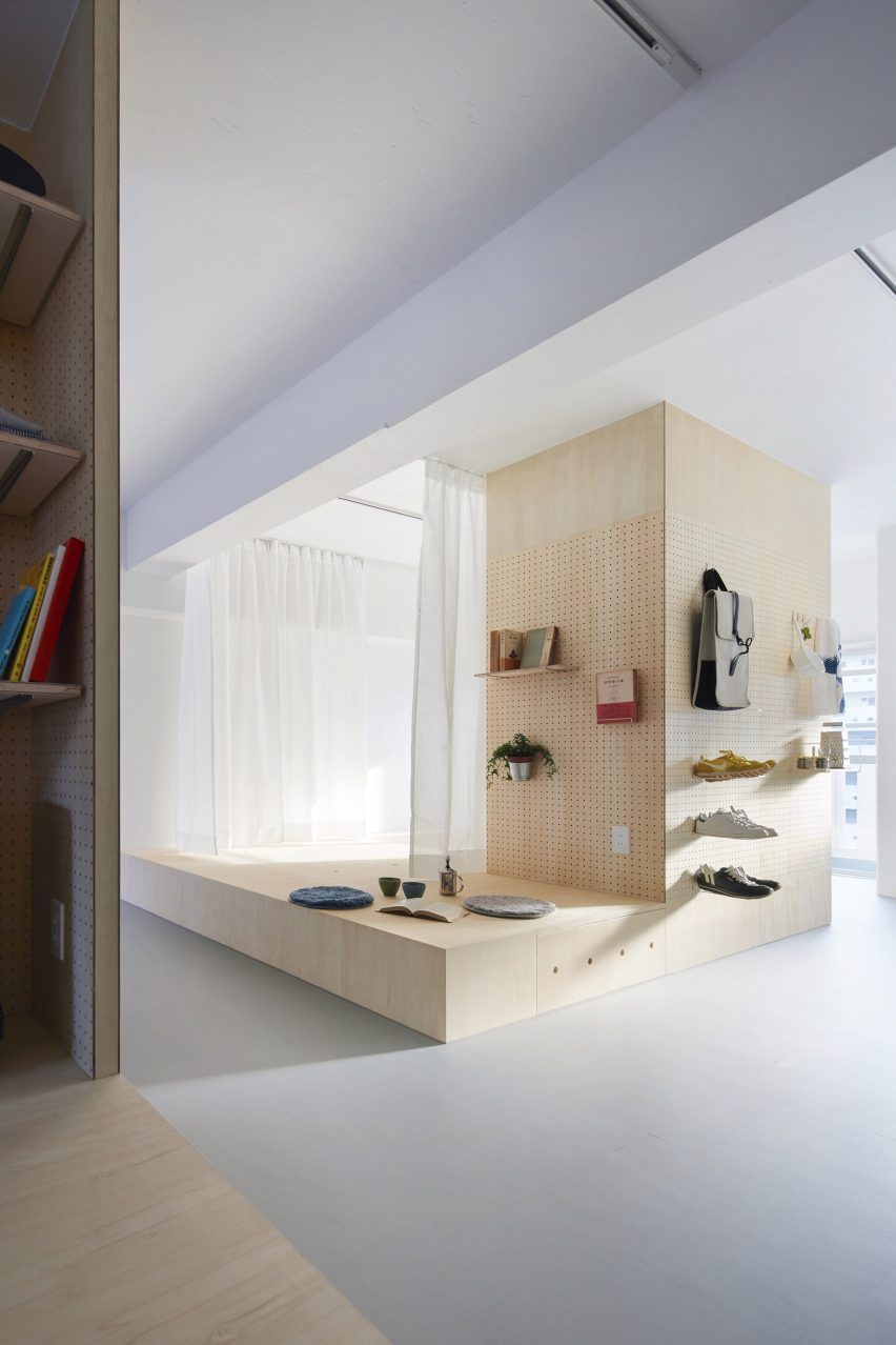 Apartments in Senri by Nmstudio Architects