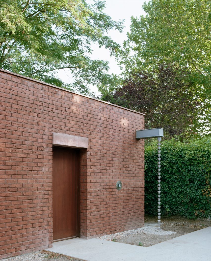 Archery House by Boman
