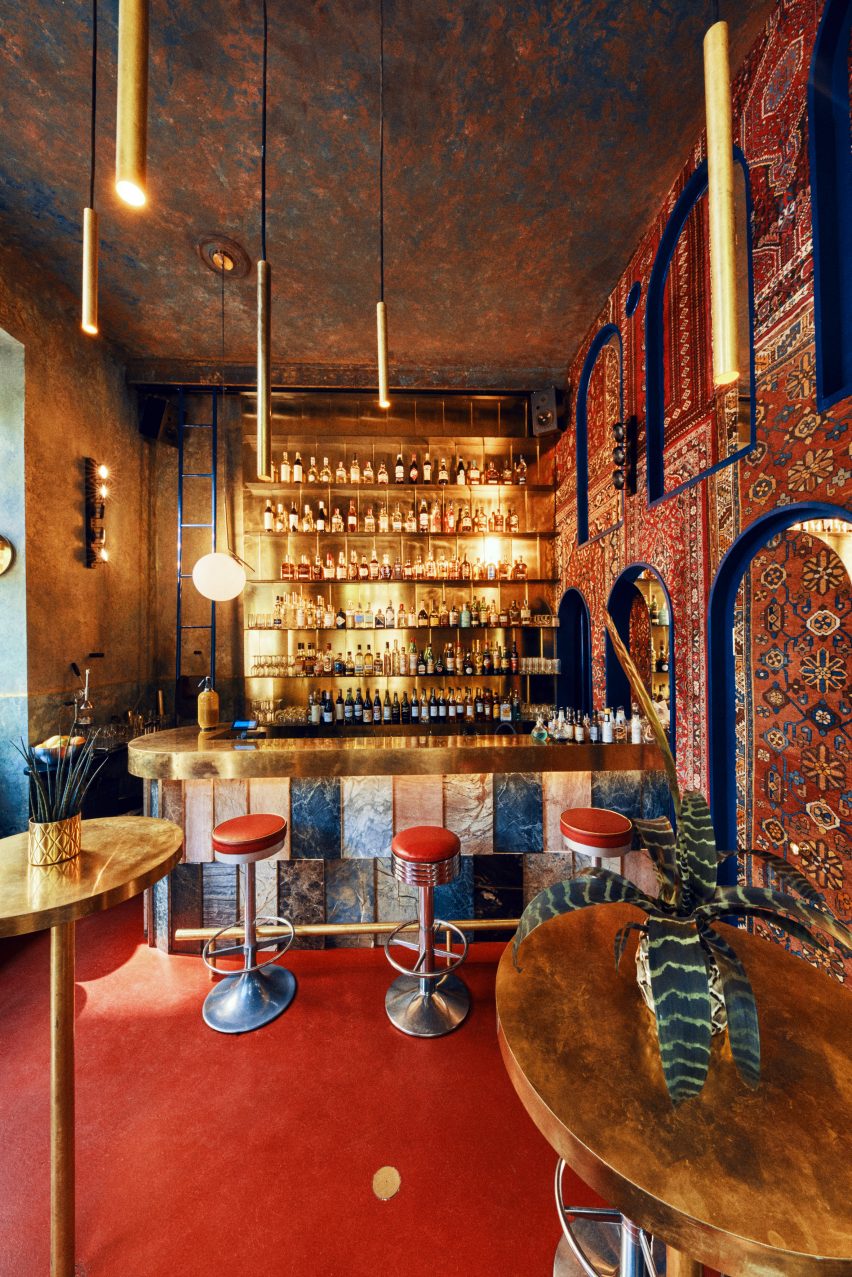 Aura bar, Warsaw, designed by Kacper Gronkiewicz
