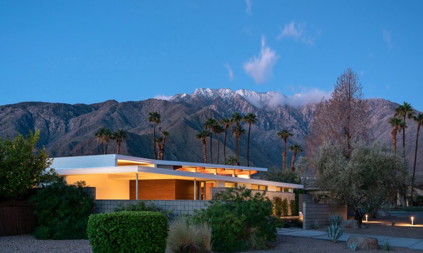 Axiom Desert House by Turkel Design