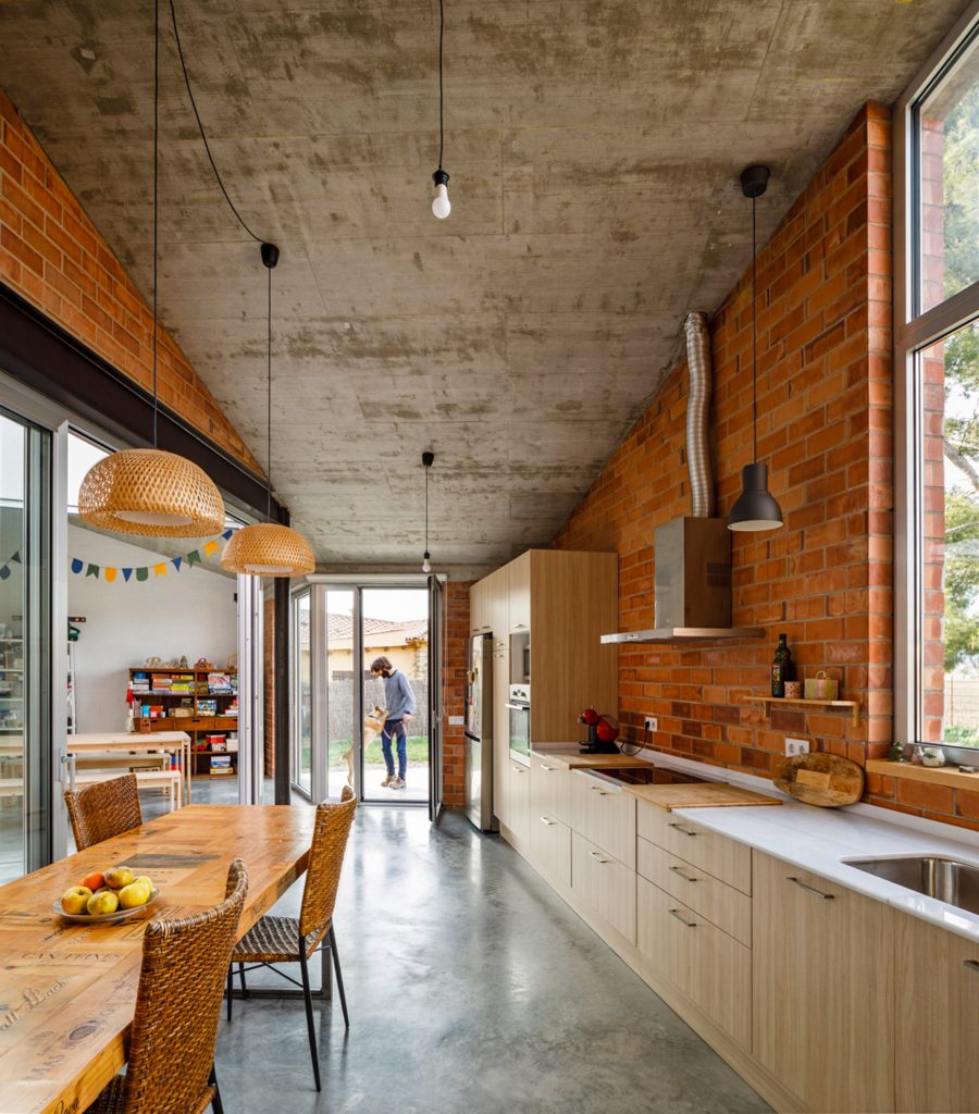 Casa Almudena Jesús Perales kitchen