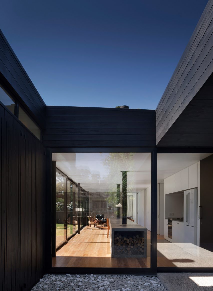 Casa de Lata by Sauermartins