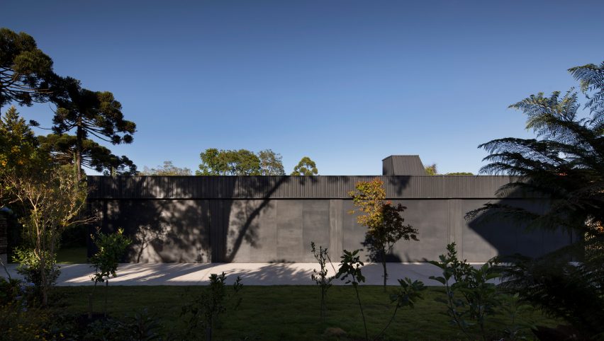 Casa de Lata by Sauermartins