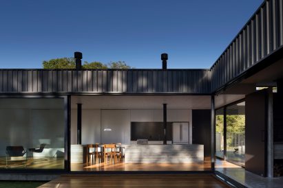 Casa de Lata by Sauermartins