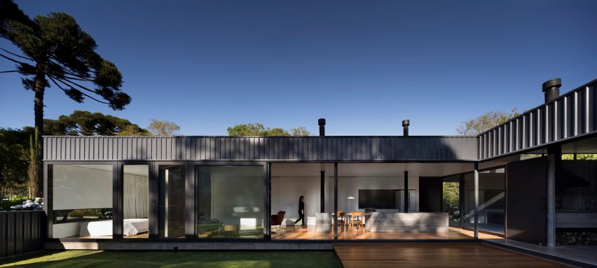 Casa de Lata by Sauermartins