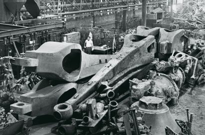 High-tech architecture: Centre Pompidou by Richard Rogers and Renzo Piano