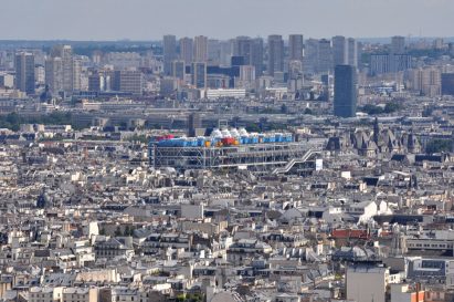High-tech architecture: Centre Pompidou by Richard Rogers and Renzo Piano