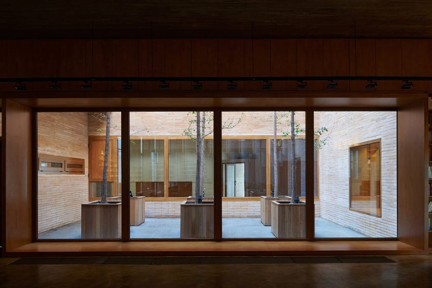 Changjian Art Museum by Vector Architects,