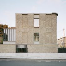 Corner House by 31/44 Architects