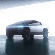This week, Elon Musk envisioned the future while Norman Foster looked back to the past