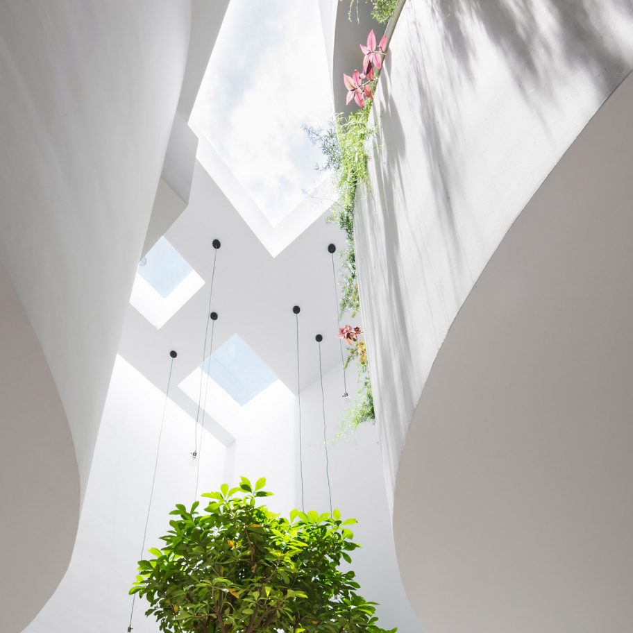 House for a Daughter by Khuon Studio