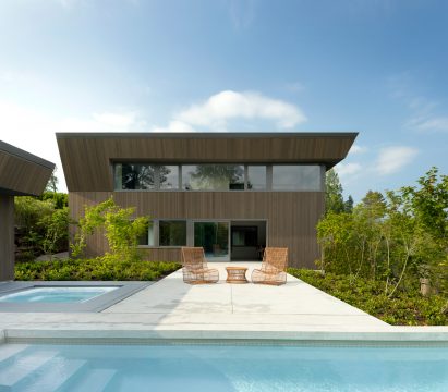 Deep Cove House by D'Arcy Jones Architects