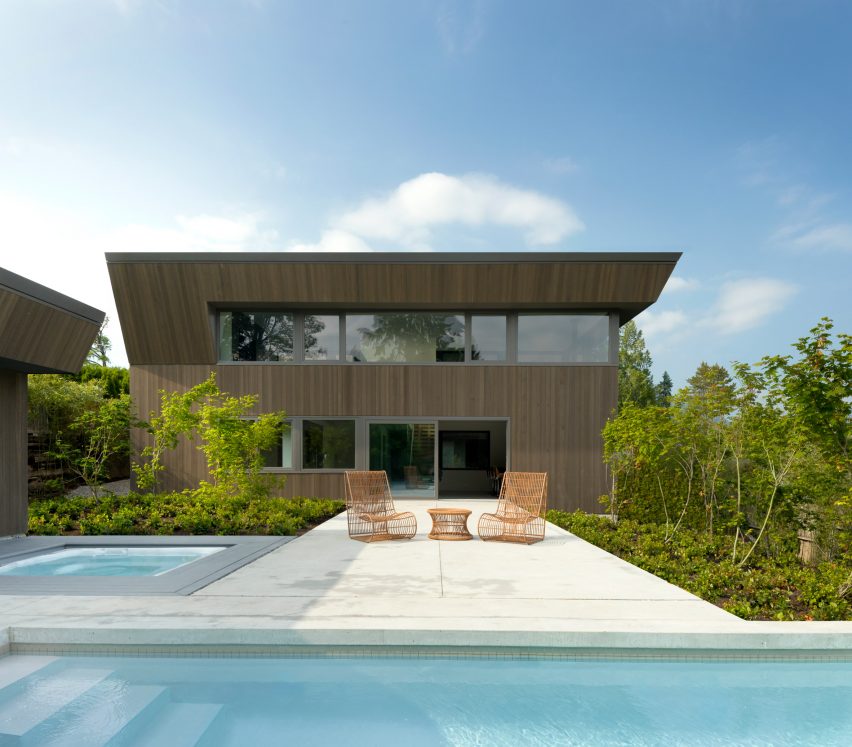 Deep Cove House by D'Arcy Jones Architects