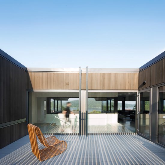 Deep Cove House by D'Arcy Jones
