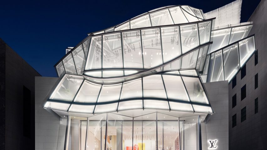 This week, Elon Musk envisioned the future while Norman Foster looked back to the past