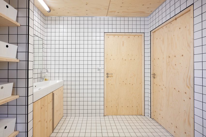 Sammode warehouse conversion by Freaks