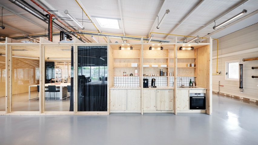 Sammode warehouse conversion by Freaks